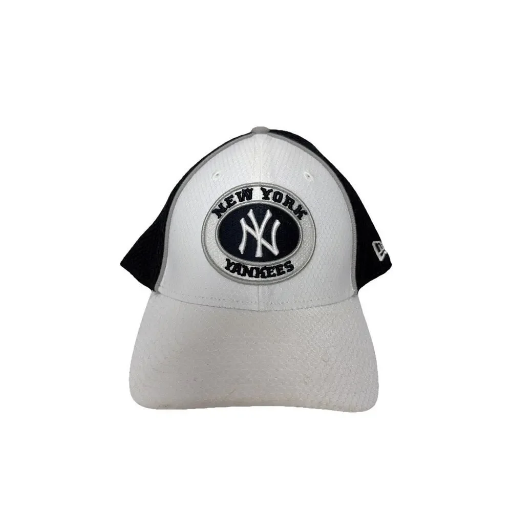New Era 39THIRTY New York Yankees Hat Cap Large Logo Size Large /XLarge MLB
